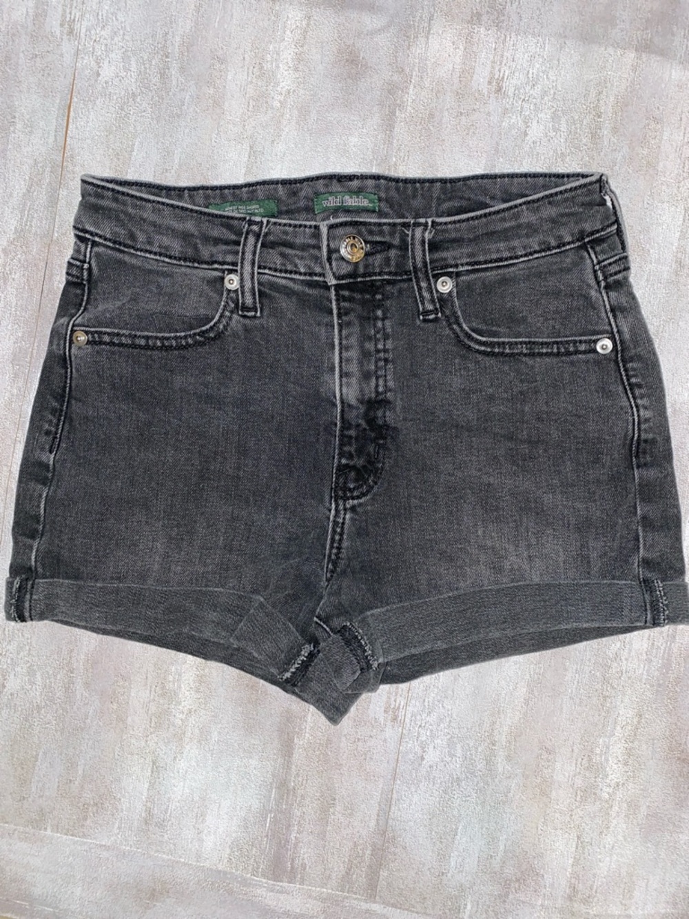 Wild Fable Black High-Rise Rolled Hem Denim Shorts Size 0/25